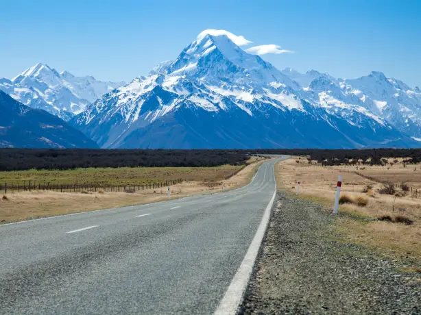 Neuseeland Südinsel Straße zum Mt Cook