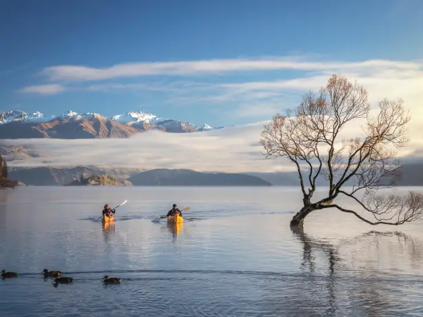 newzealand-south-lakewanaka-kayak