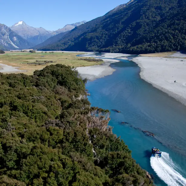 Nz mount aspiring national park jetboat 1
