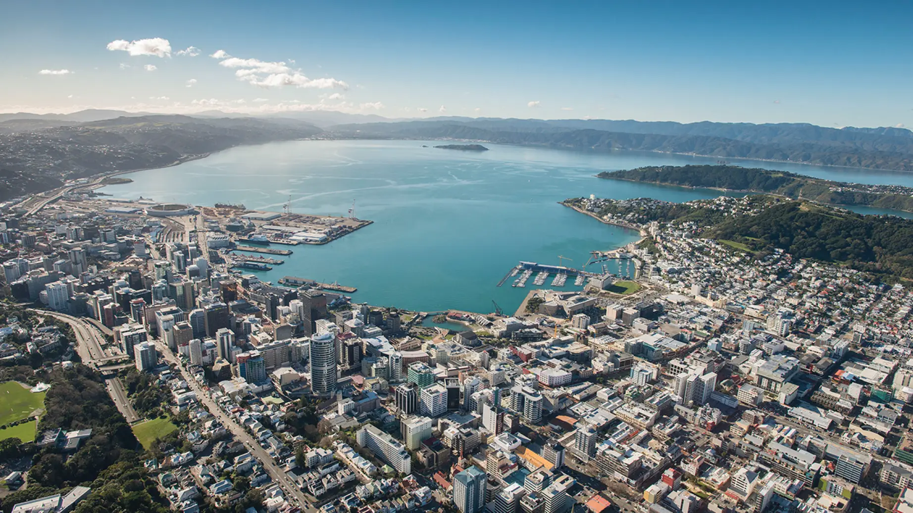 Neuseeland, Wellington - Blick aus einem Hubschrauberflug über die Stadt