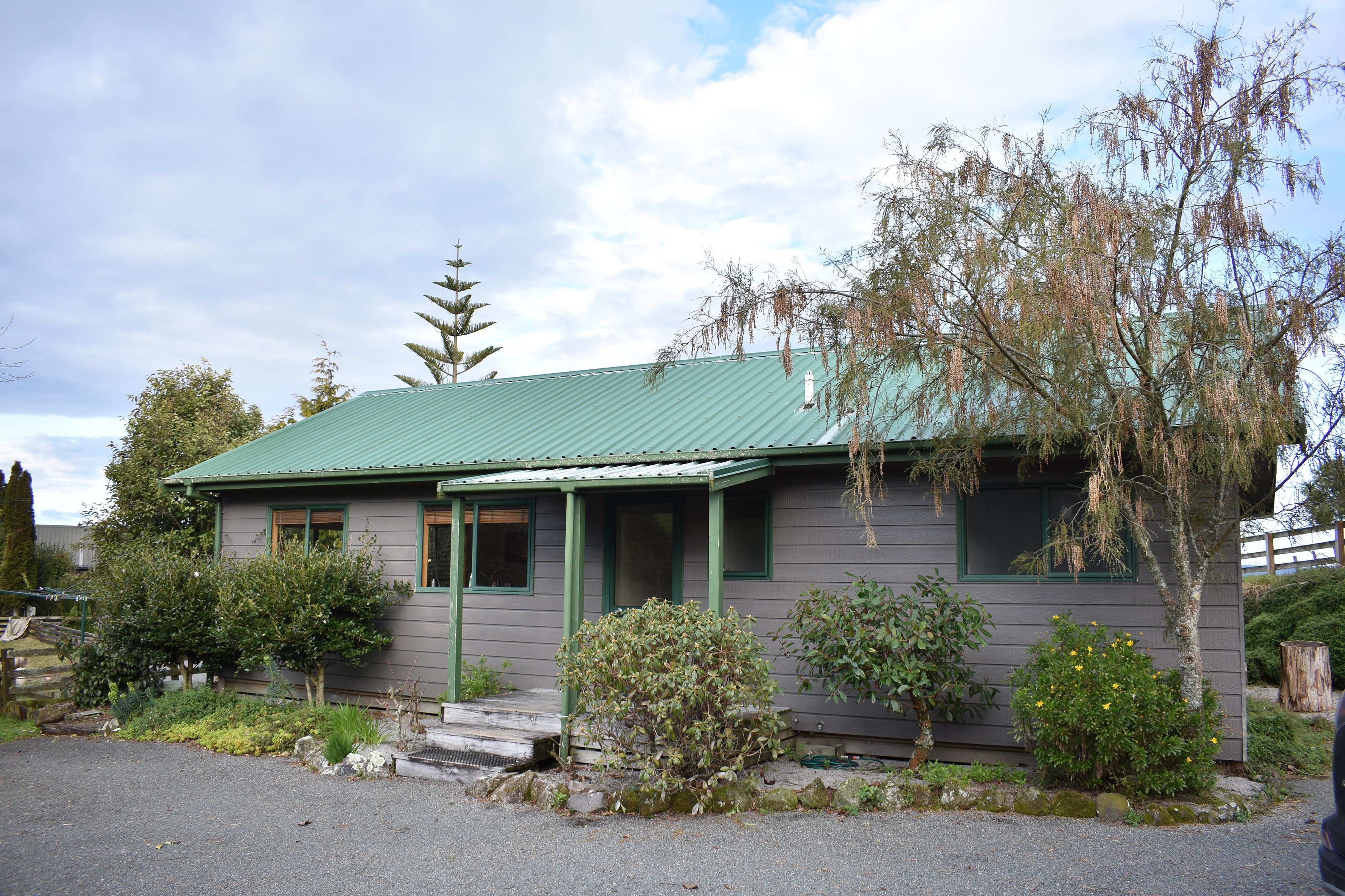 Nz farm cottage 4 family comfortable
