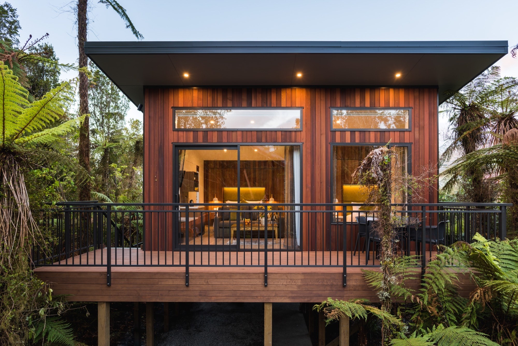 Nz rainforest retreat 1 family very comfortable