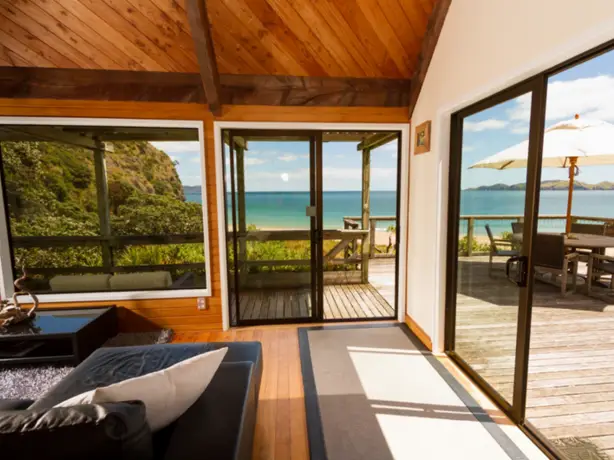 Nz tauranga bay villa beach view family stays very comfortable