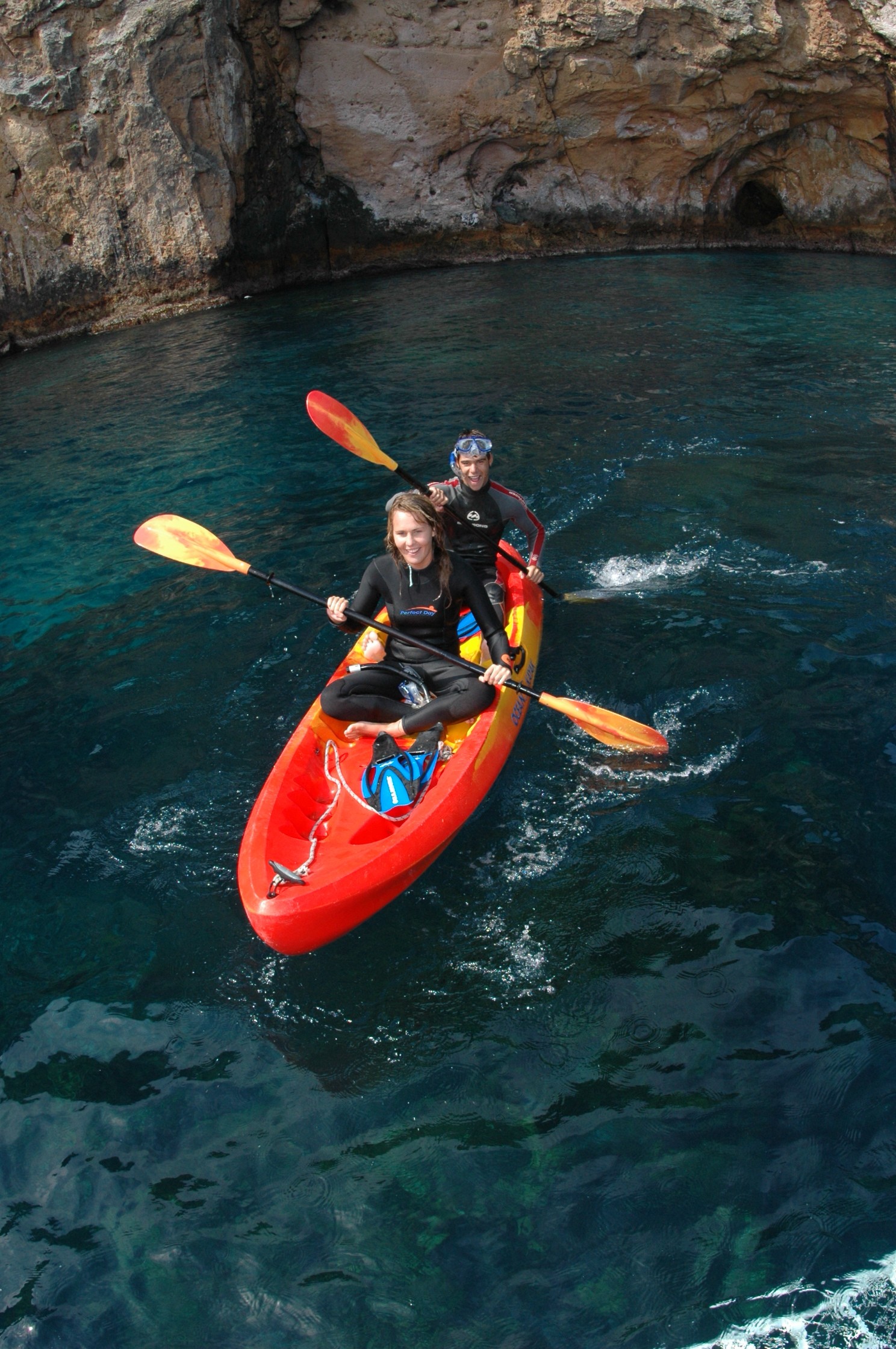 Neuseeland poor knights islands kajak fahren paddeln paar