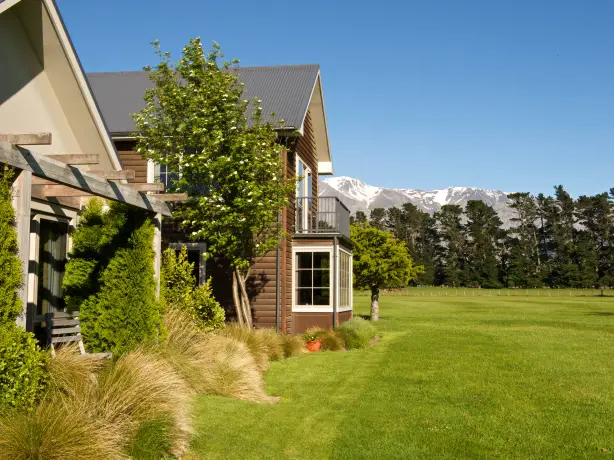Nz quickenberry lodge mt hutt 1226 friends couples very comfortable