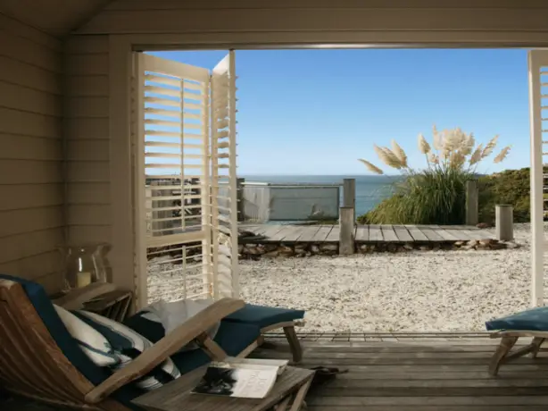 Nz waiheke island lodge beach view friends stays luxury