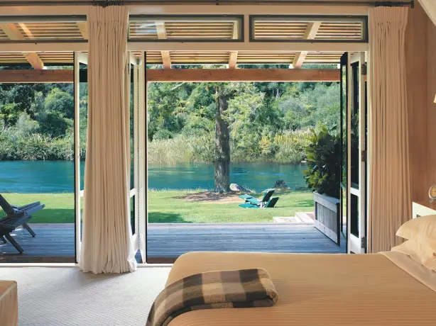 Nz huka lodge 1 solo luxury