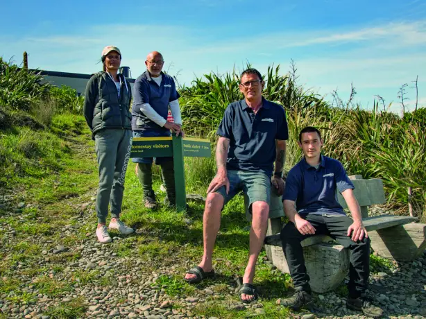 Nz kapiti island maori barrett family stays very comfortable