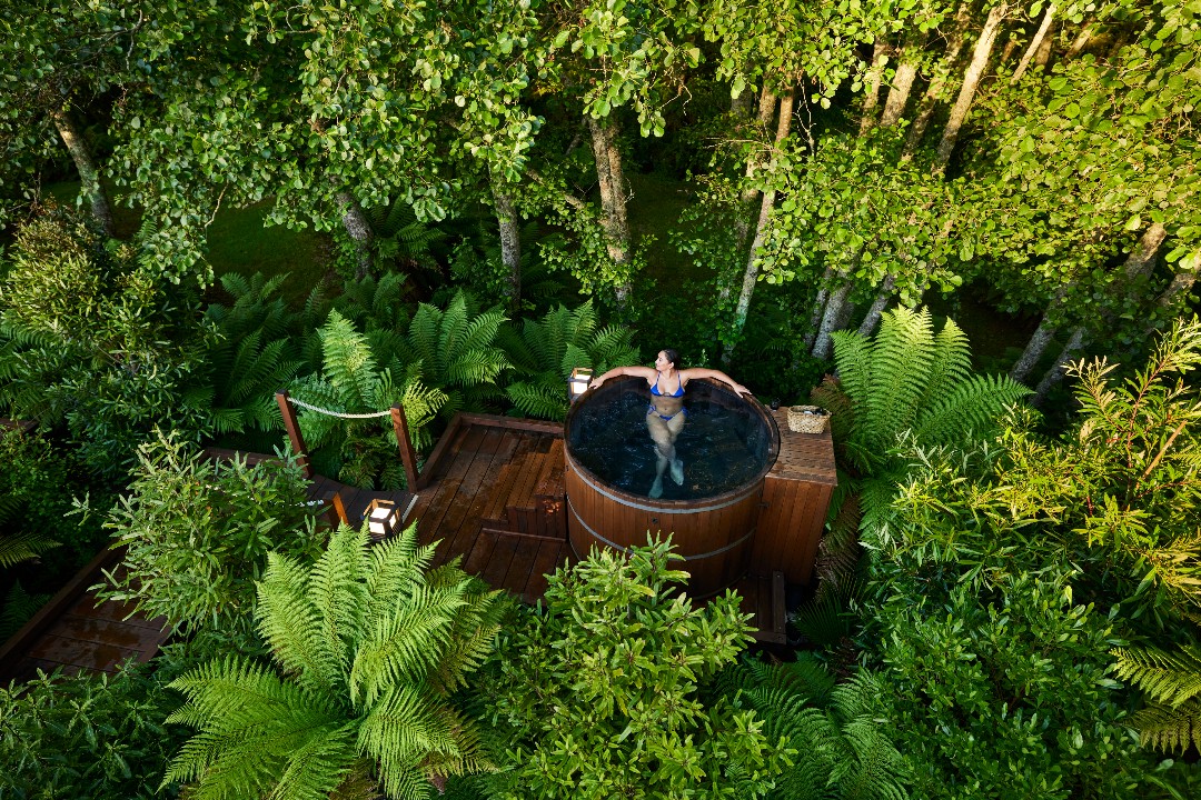 newzealand-north-rotorua-hottub
