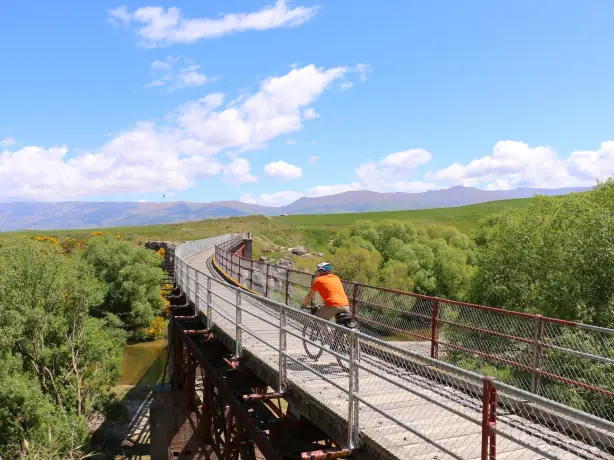 Nz otago bike trail bridge solo see and do active