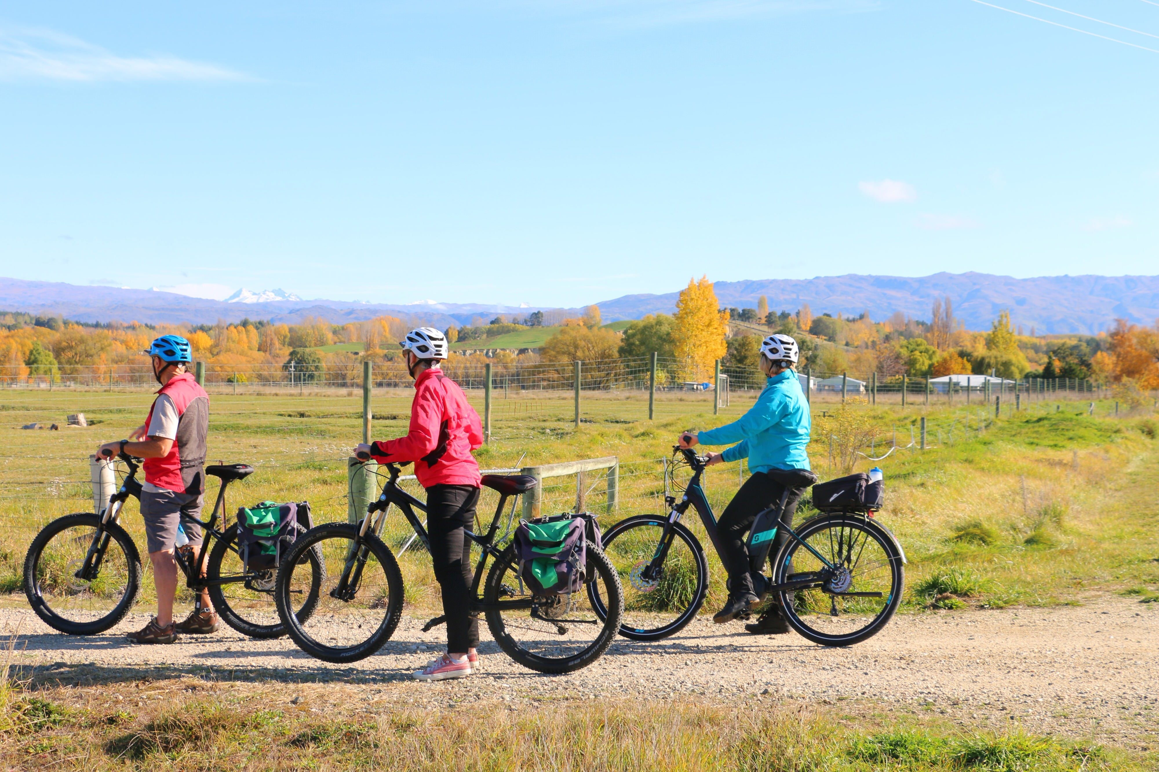 Nz otago bike trail people see and do active