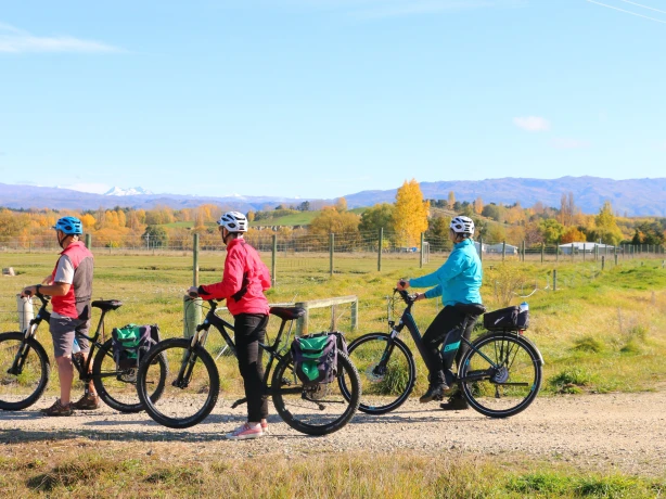 Nz otago bike trail people see and do active