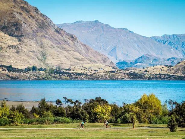 Neuseeland wanaka fahrrad tour see berge