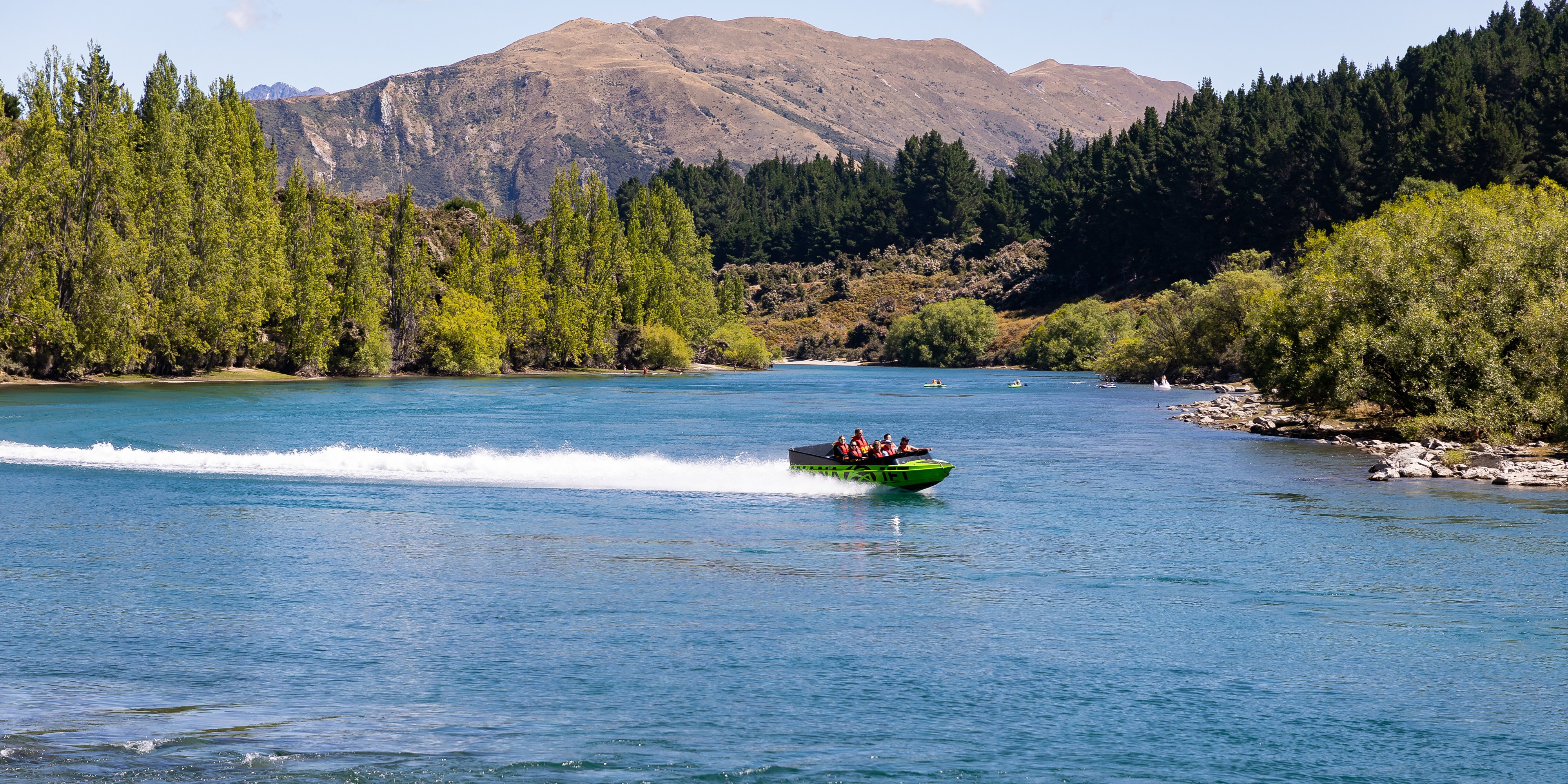 Nz wanaka jet boat partner adventure