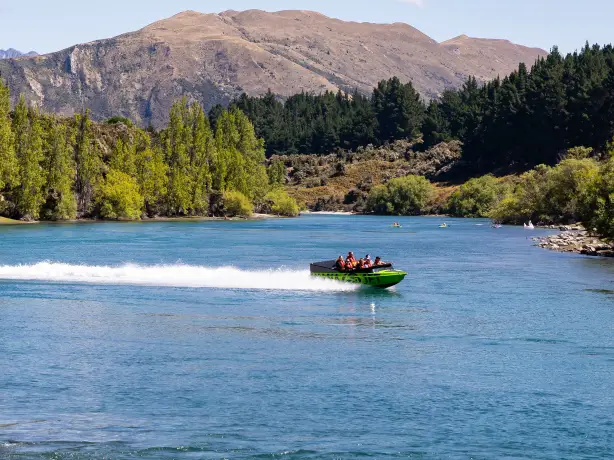 Nz wanaka jet boat partner adventure
