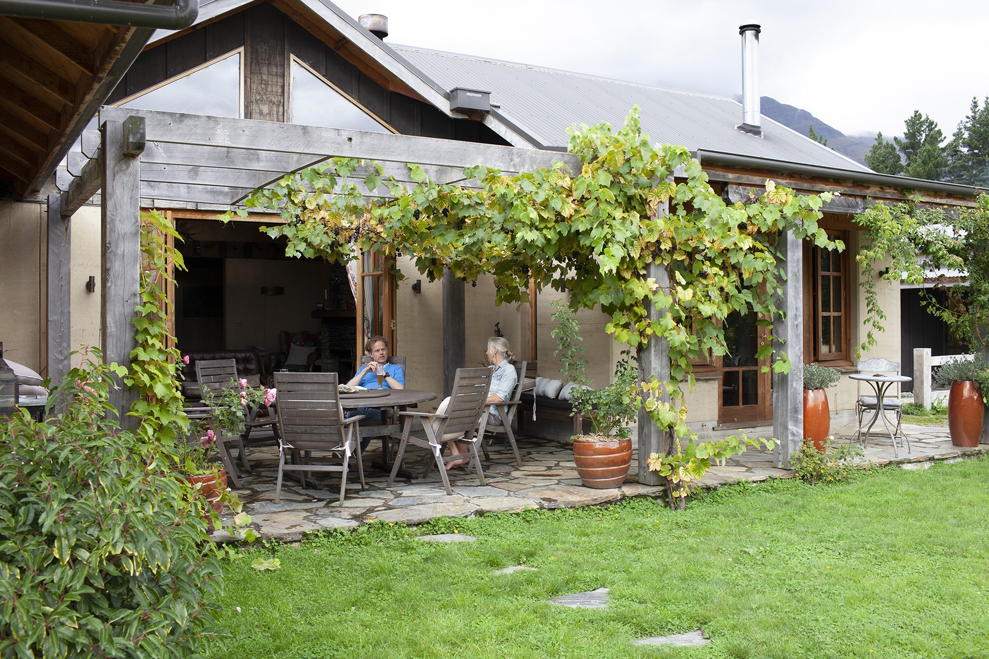 Neuseeland makarora wild earth lodge bed and breakfast unterkunft