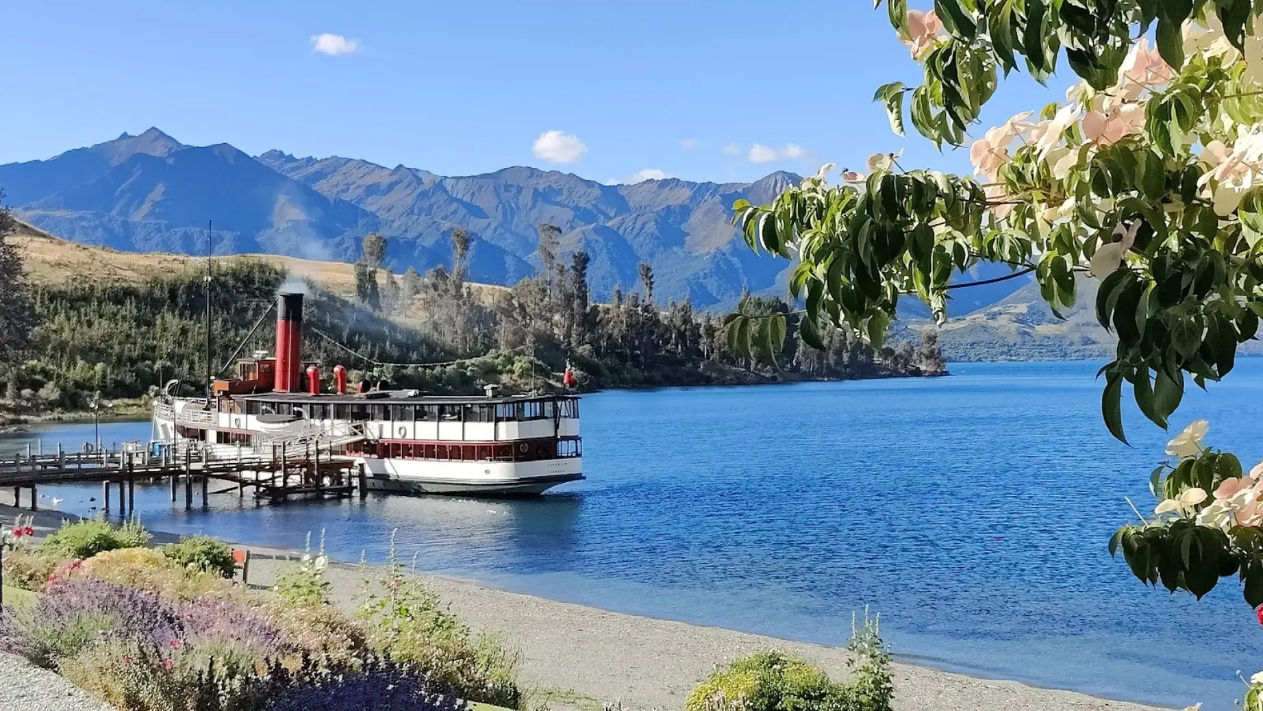 Esther en Mient Stoomschip Queenstown