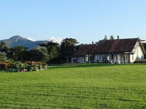 Nz odette dieter ahu ahu beach villas client review1