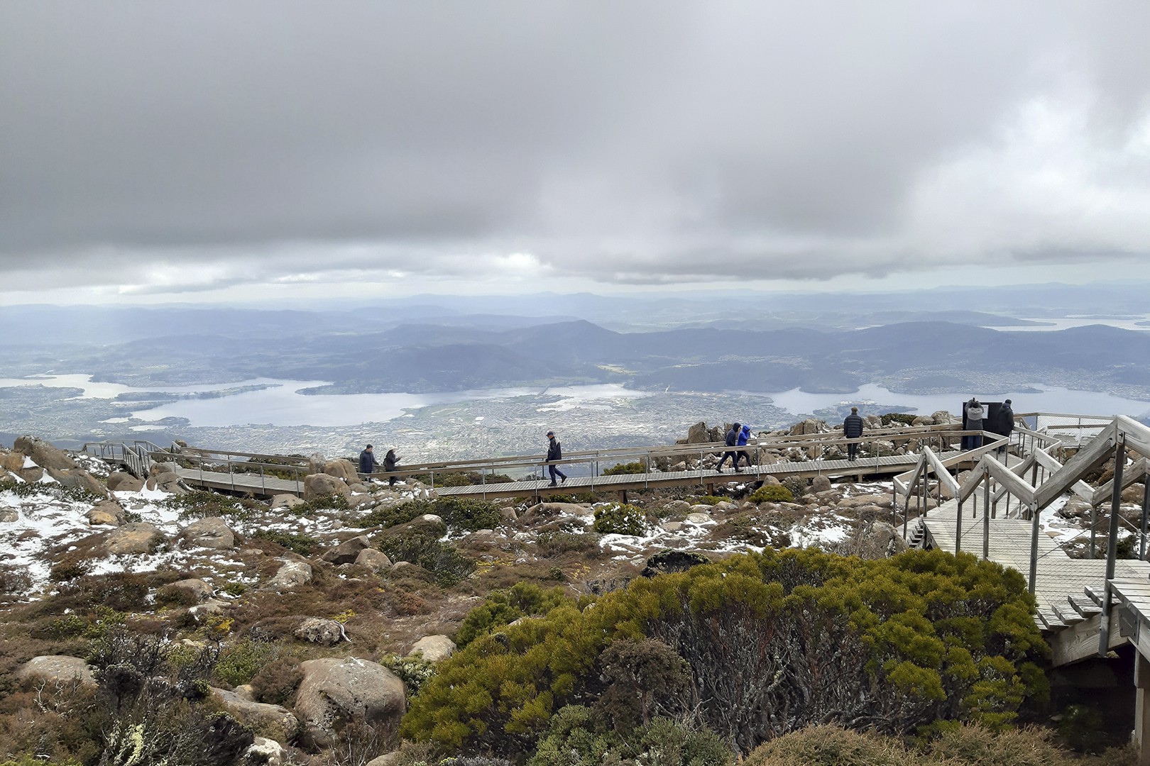 AUS review corerica Mount Wellington uitzicht op Hobart