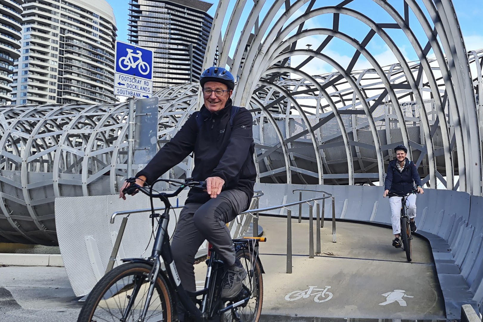 AUS review corerica biketour Melbourne 1
