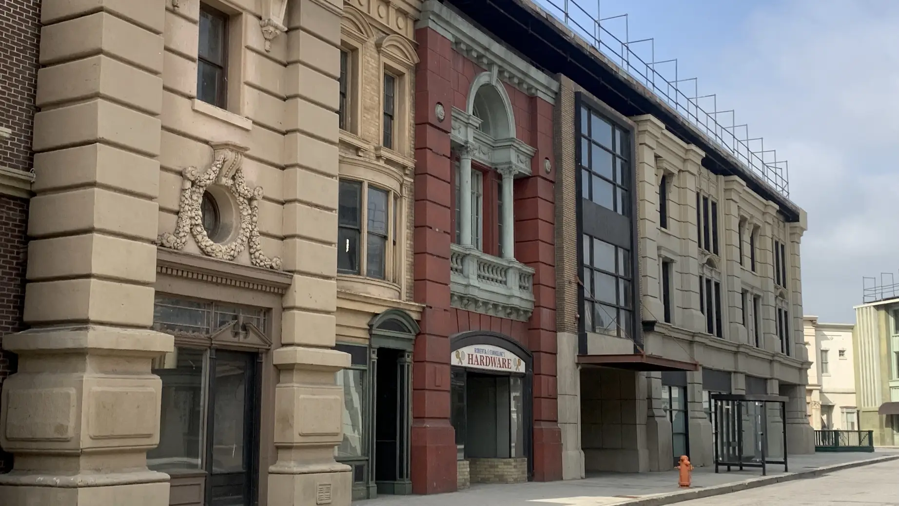 US CA Los Angeles warner bros set tour