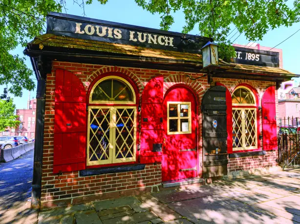 Usa connecticut louis lunch new haven
